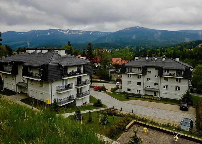 Mountain View Przy Dworcu Apartment *