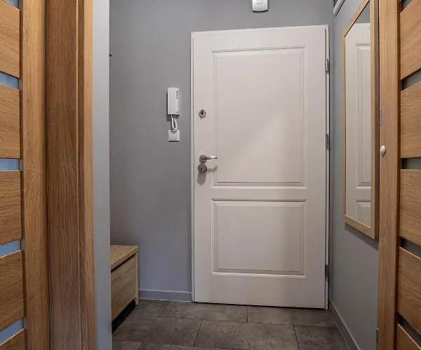 Mountain View Przy Dworcu Appartement *